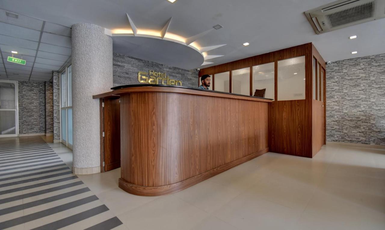 Hotel Garden Inn Коччи Экстерьер фото